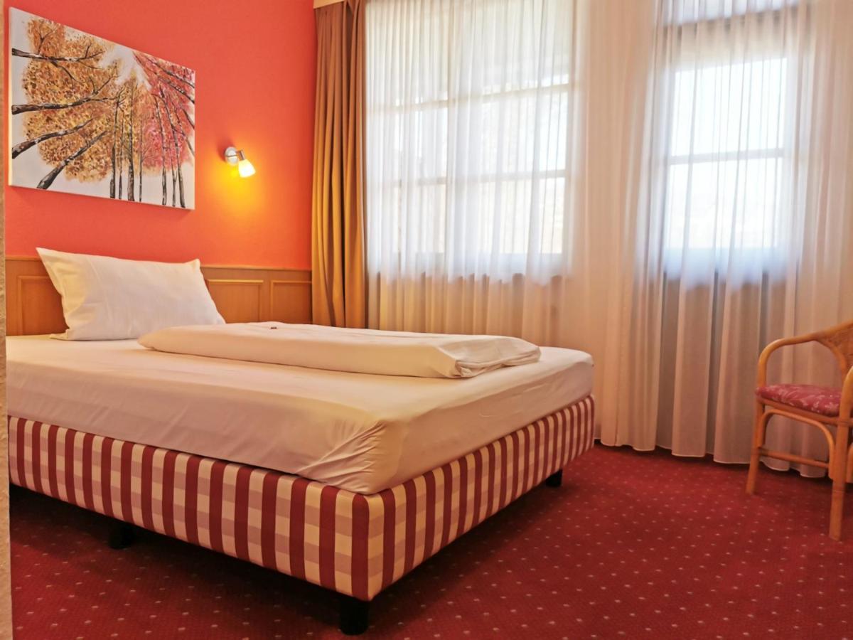 Landhotel Oelmuehle Mombris Luaran gambar