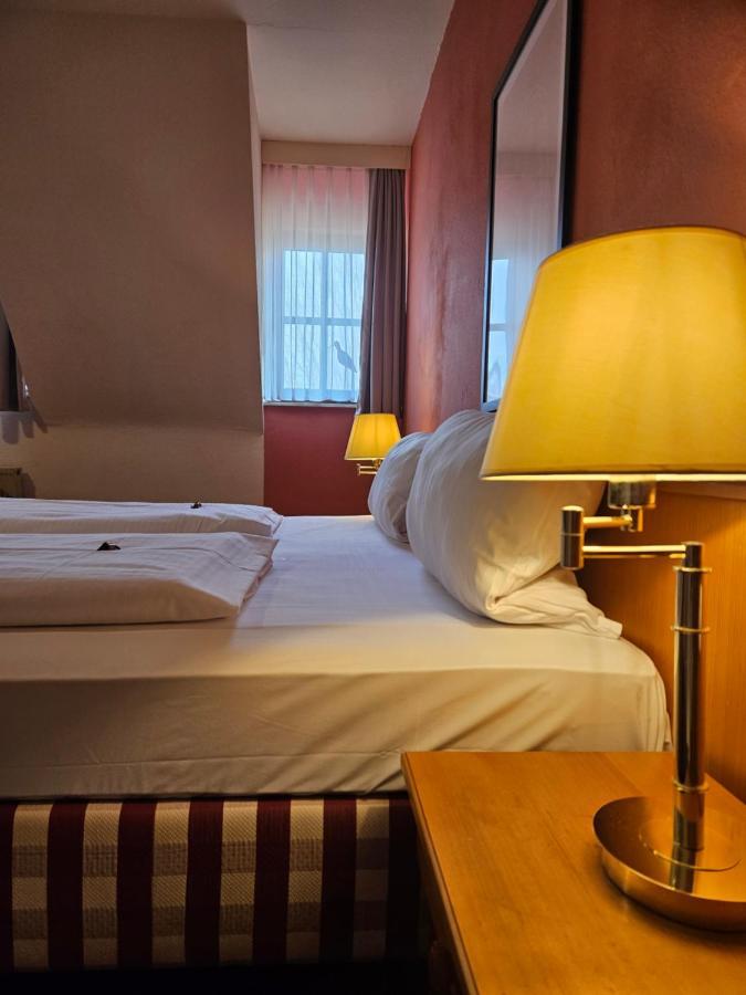 Landhotel Oelmuehle Mombris Luaran gambar