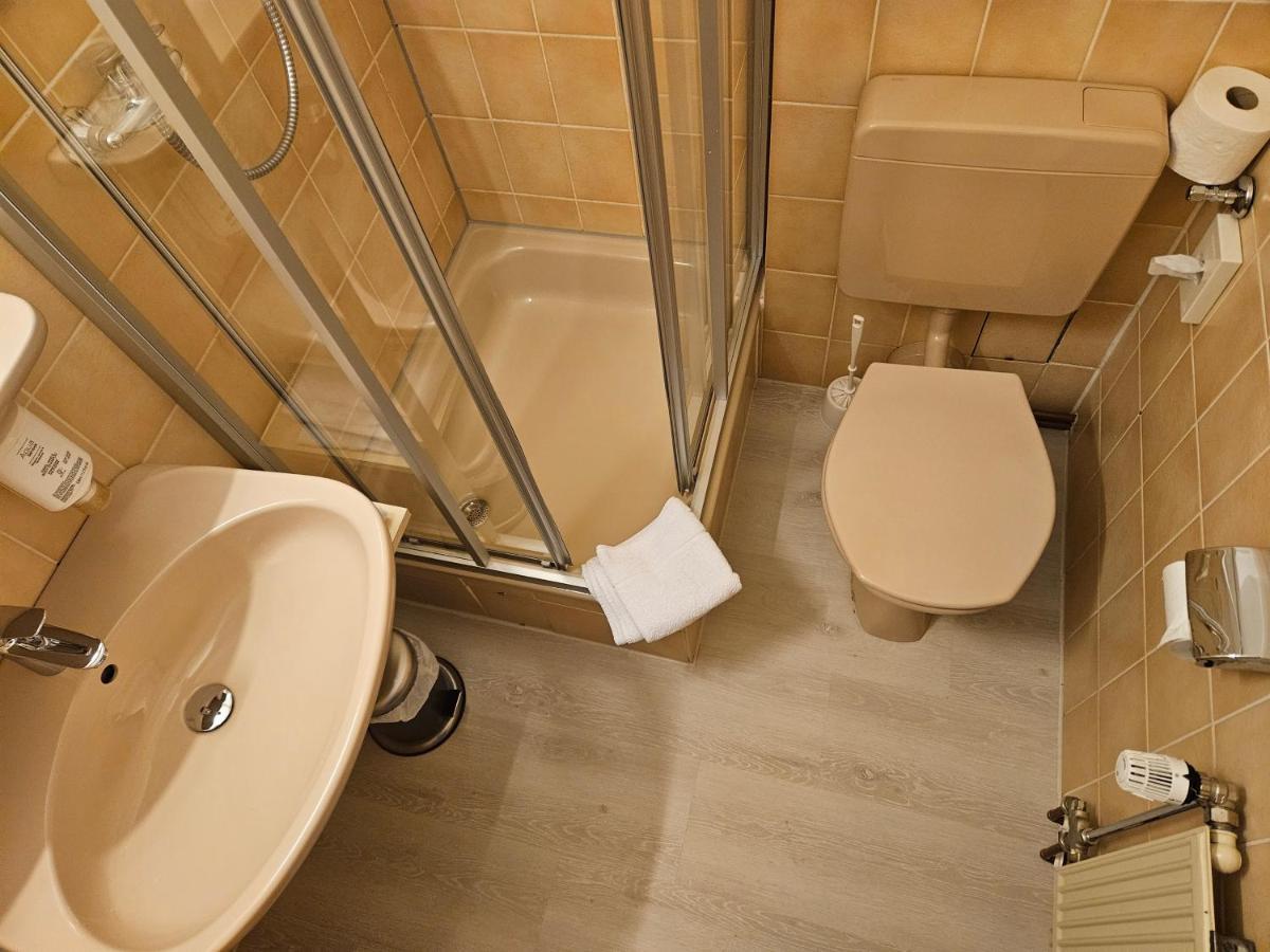 Landhotel Oelmuehle Mombris Luaran gambar