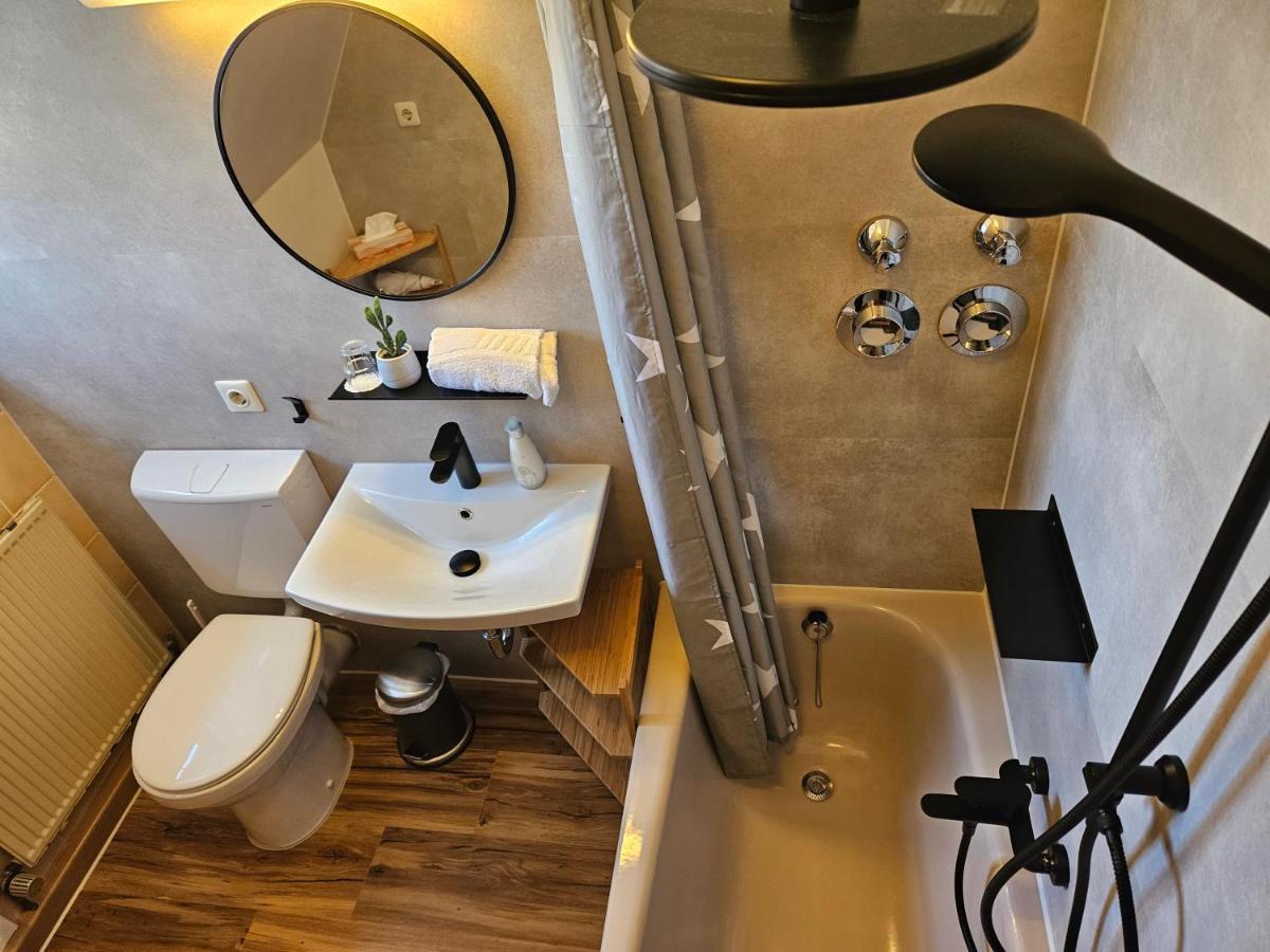 Landhotel Oelmuehle Mombris Luaran gambar